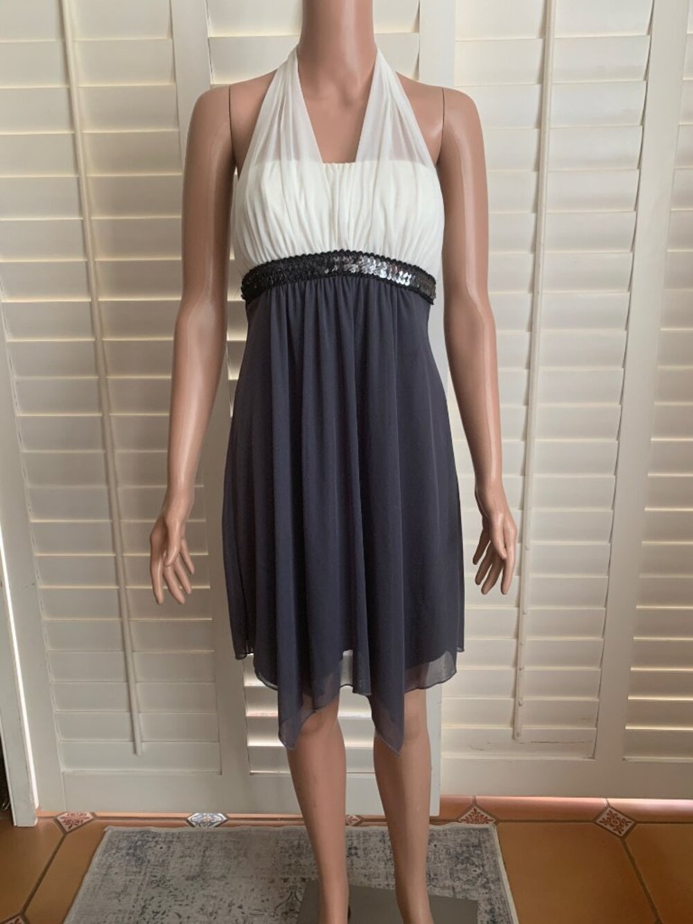 Sweet Storm Chiffon Gray & White Dress wtih sequin belt-Medium